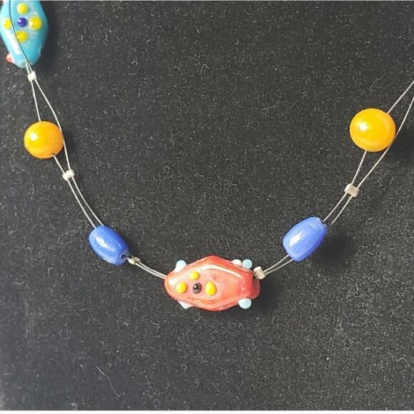 ARTISAN Vibrant Glass Beaded Wire Necklace - Picture 2 of 6